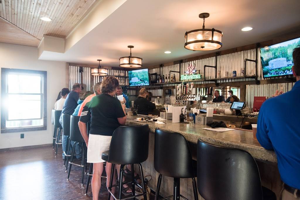 Kingsbury National Golf Club/ Fire Rock | restaurant | 111 Co Rd 41, Hudson Falls, NY 12839, USA | 5187478888 OR +1 518-747-8888