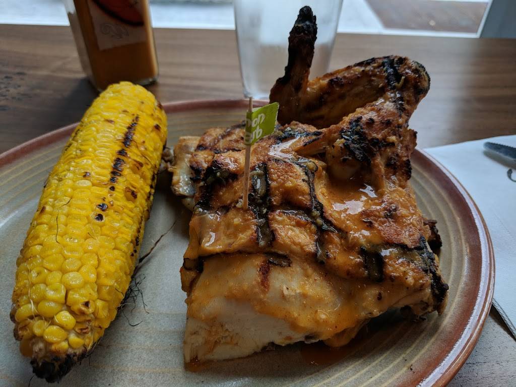 Nandos PERi-PERi | restaurant | 1800 N Lynn St #100, Arlington, VA 22209, USA | 5712007909 OR +1 571-200-7909