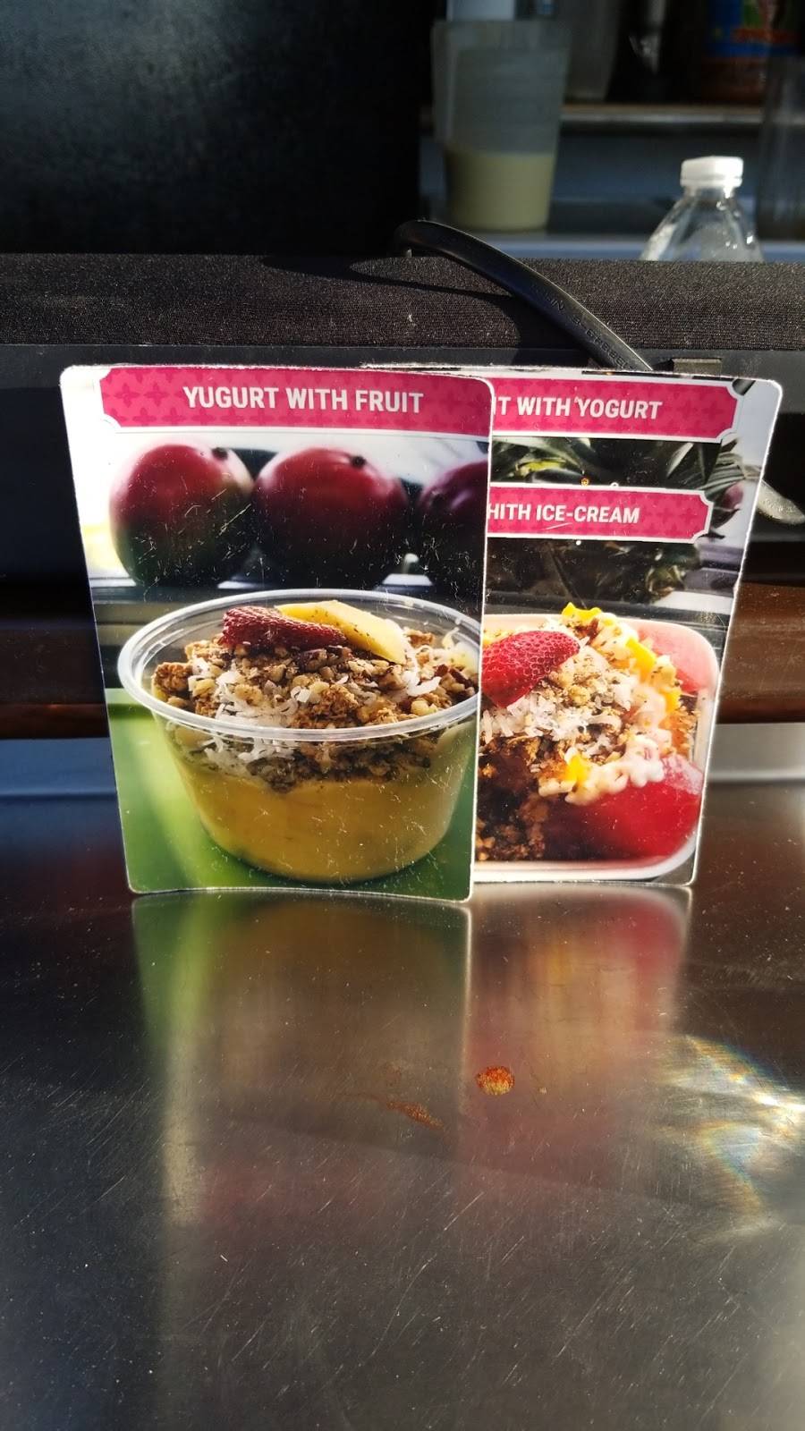 Yogy Fruity | restaurant | 5616 Walzem Rd, San Antonio, TX 78218, USA | 2107083408 OR +1 210-708-3408