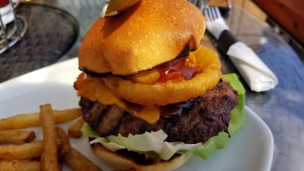 Le Pub Du Bon Vivant | restaurant | 70 Prom. du Portage, Gatineau, QC J8X 2K1, Canada | 8192057900 OR +1 819-205-7900