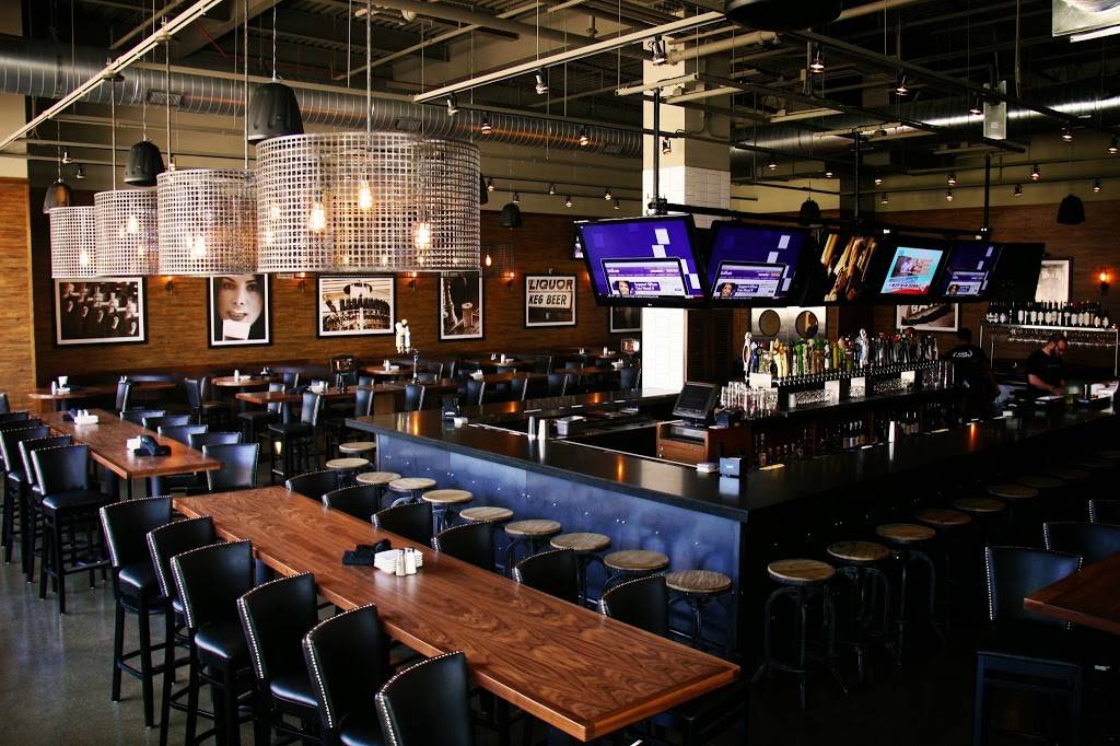 Park Tavern | restaurant | 5433 Park Pl, Rosemont, IL 60018, USA | 8473495151 OR +1 847-349-5151