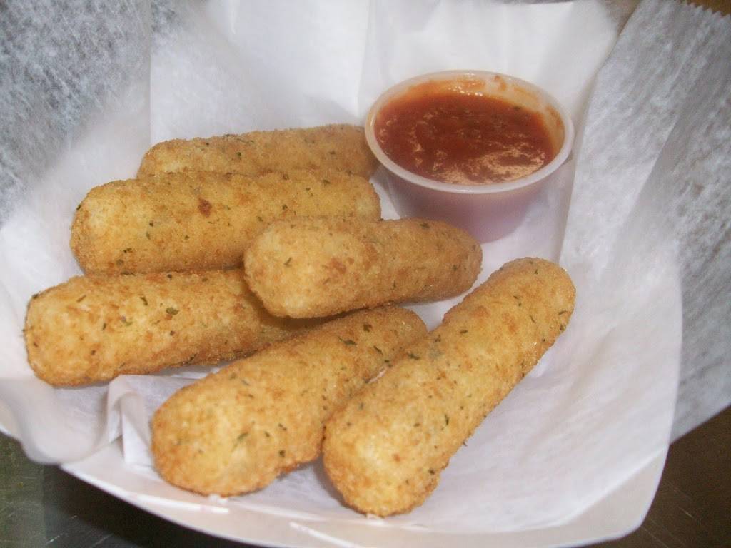 Sandys Chill Spot Ice Cream & Seafood Restaurant Bellingham | restaurant | 800 Pulaski Blvd, Bellingham, MA 02019, USA | 5083489478 OR +1 508-348-9478