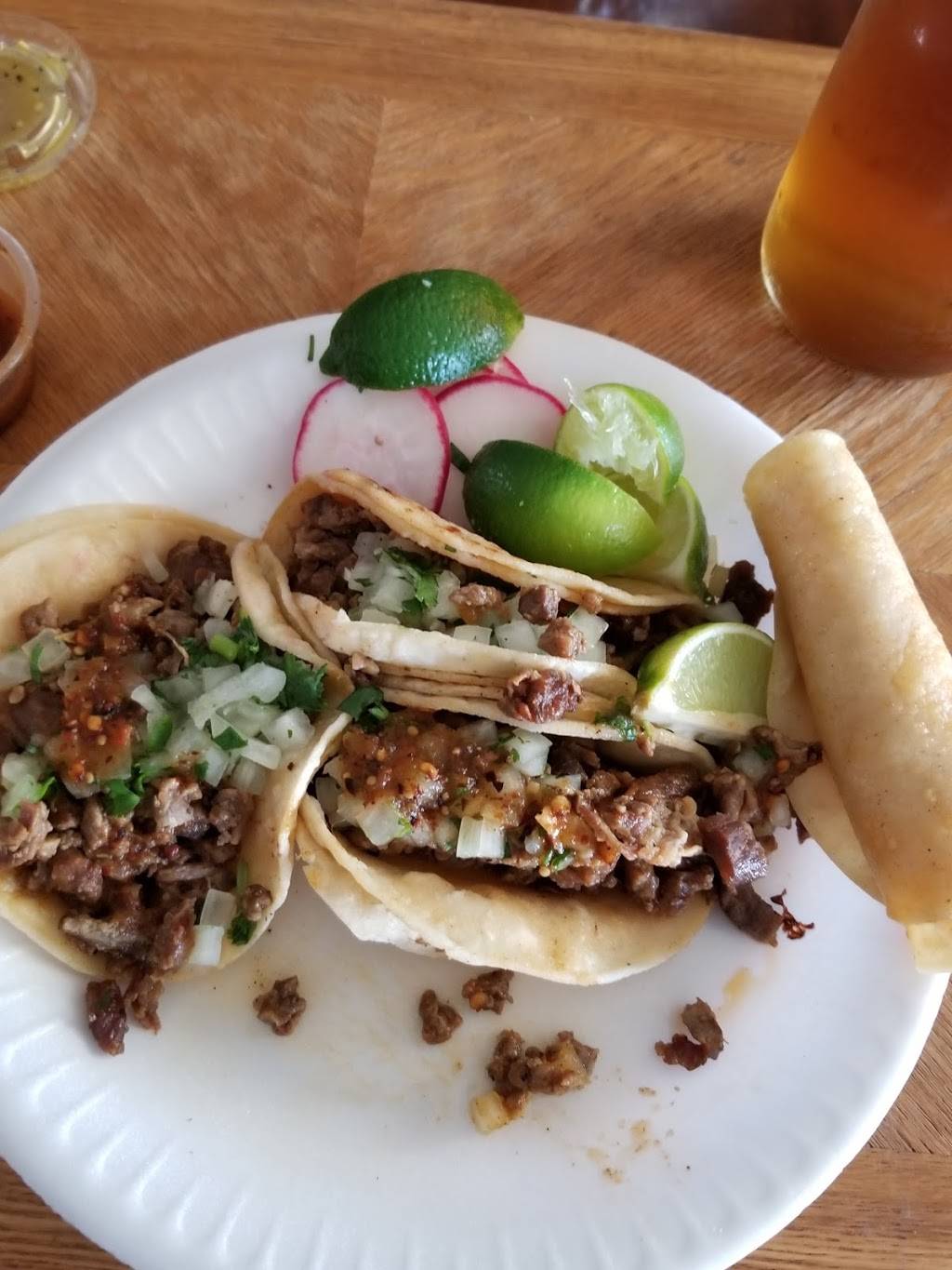 Tacos Los Gordis | restaurant | 21621 Cajalco Rd, Perris, CA 92570, USA | 9514353039 OR +1 951-435-3039