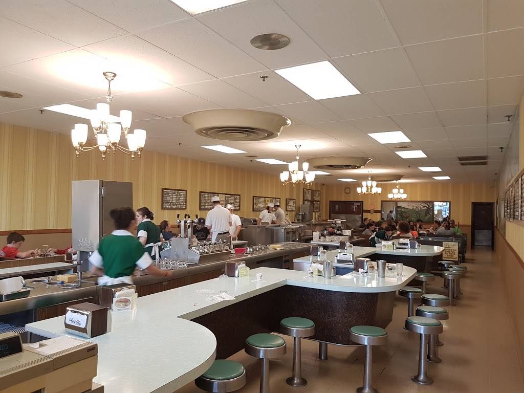 Shady Glen | restaurant | 360 Middle Turnpike W, Manchester, CT 06040, USA | 8606430511 OR +1 860-643-0511