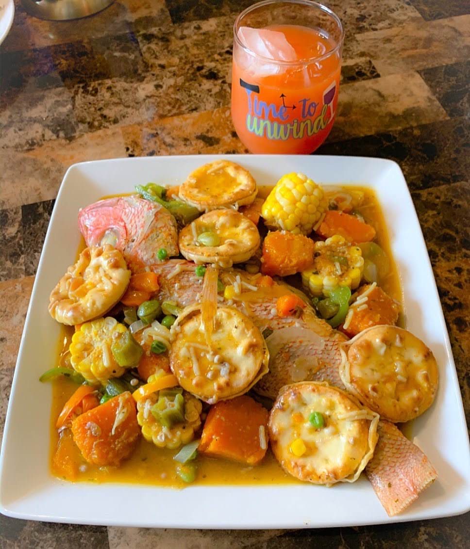 Aunt Sal’s Caribbean LLC | restaurant | 304 E Hinson Ave Suite B, Haines City, FL 33844, USA | 8633539442 OR +1 863-353-9442