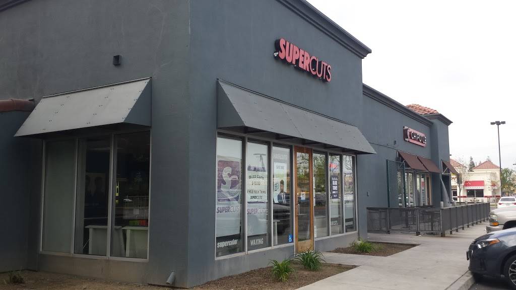 Chipotle Mexican Grill | restaurant | 4950 Stockdale Hwy, Bakersfield, CA 93309, USA | 6613350400 OR +1 661-335-0400