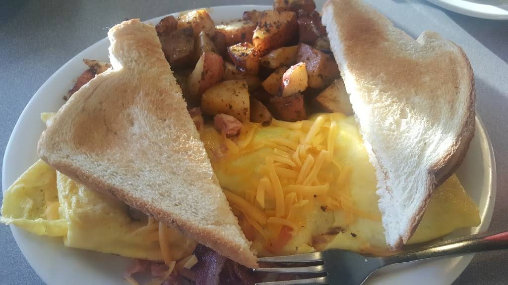 WeatherVane Restaurant | restaurant | 186 Main St, Menasha, WI 54952, USA | 9207252824 OR +1 920-725-2824