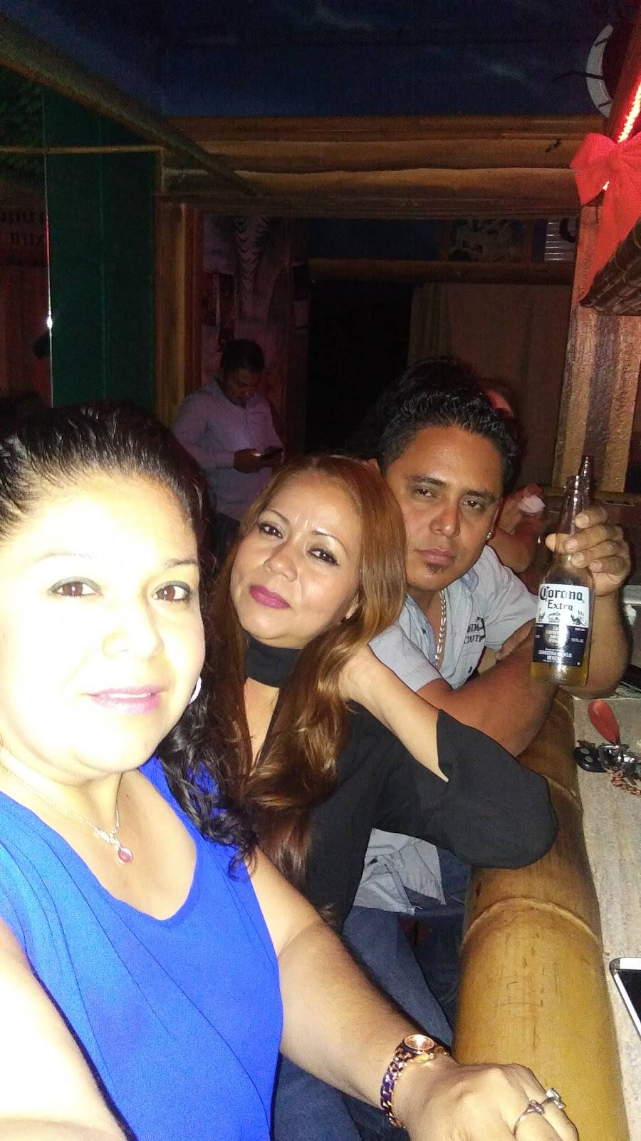 El Paraiso Restaurant | restaurant | 29097 Mission Blvd, Hayward, CA 94544, USA | 5108891048 OR +1 510-889-1048