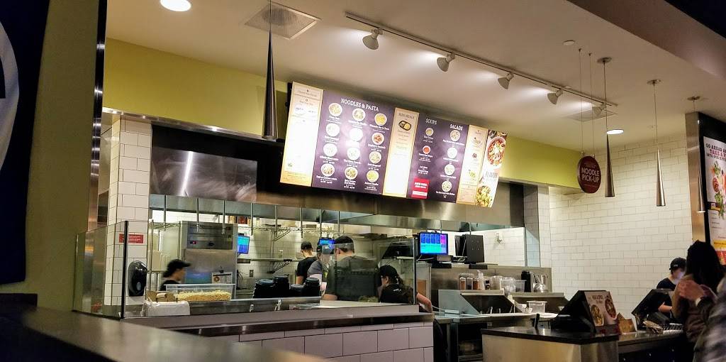 Noodles and Company | restaurant | 62 West Bulldog Blvd, Provo, UT 84604, USA | 8013739670 OR +1 801-373-9670