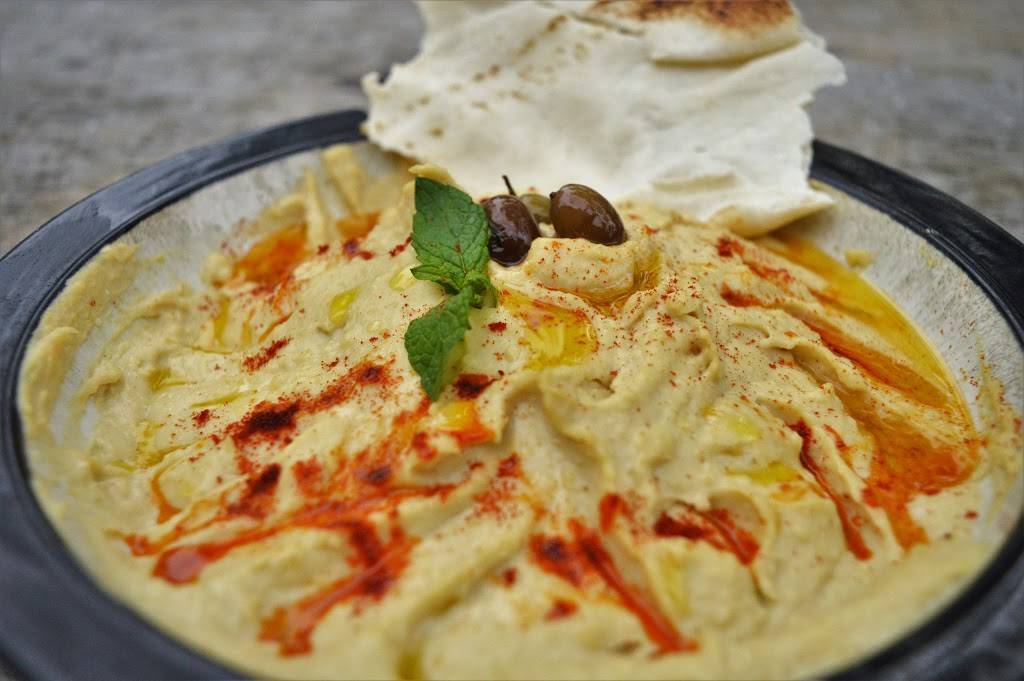 Manouche Express Mediterranean Grill | meal takeaway | 88 Gordon St, Guelph, ON N1H 4H6, Canada | 5192658666 OR +1 519-265-8666