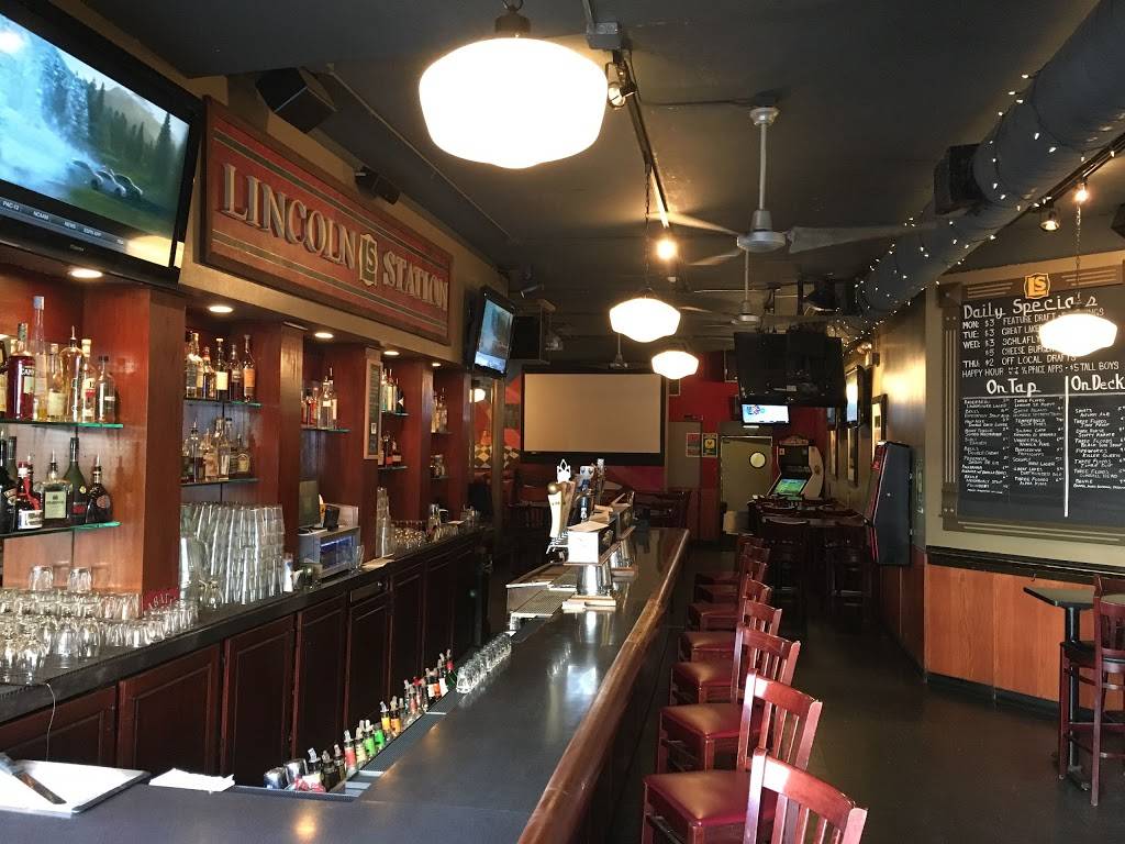 Lincoln Station | restaurant | 2432 N Lincoln Ave, Chicago, IL 60614, USA | 7734728100 OR +1 773-472-8100