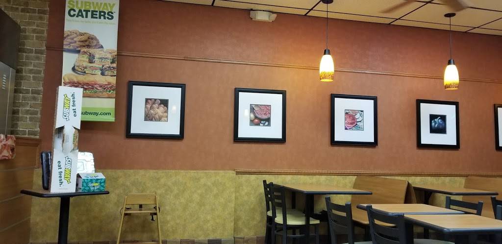 Subway Restaurants | restaurant | 21514 Novi Rd, Novi, MI 48375, USA | 2483444777 OR +1 248-344-4777
