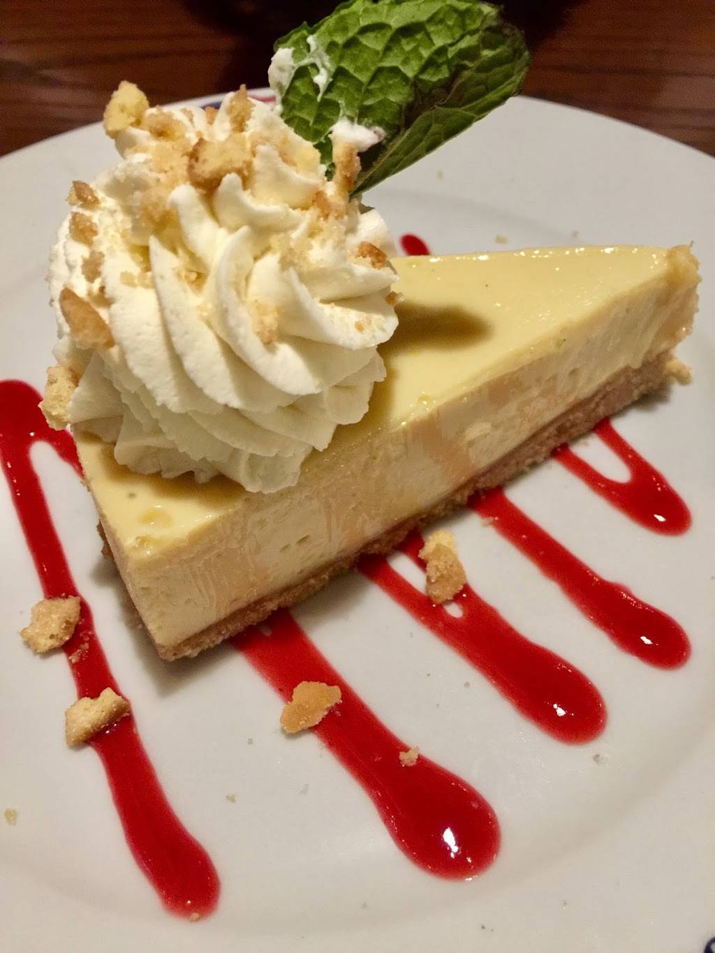 Fords Fish Shack - South Riding | restaurant | 25031 Riding Plaza, Chantilly, VA 20152, USA | 7035427520 OR +1 703-542-7520