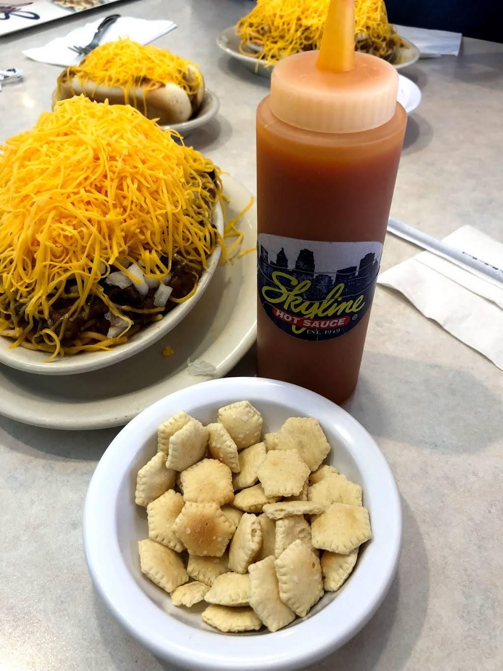 Skyline Chili | restaurant | 945 S Main St, Centerville, OH 45458, USA | 9374367430 OR +1 937-436-7430