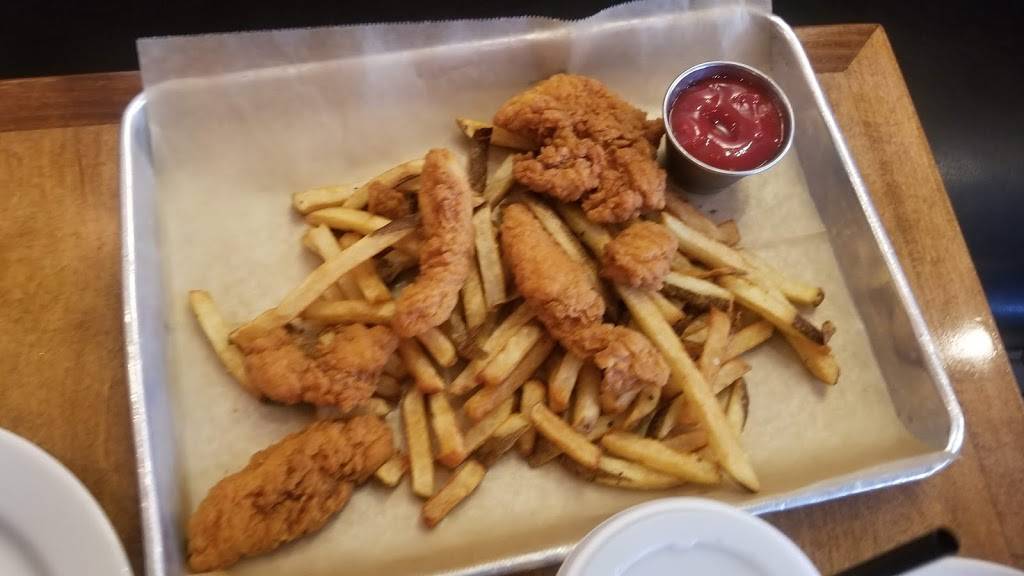 Craft 260 | restaurant | 260 Post Rd, Fairfield, CT 06824, USA | 2039551745 OR +1 203-955-1745