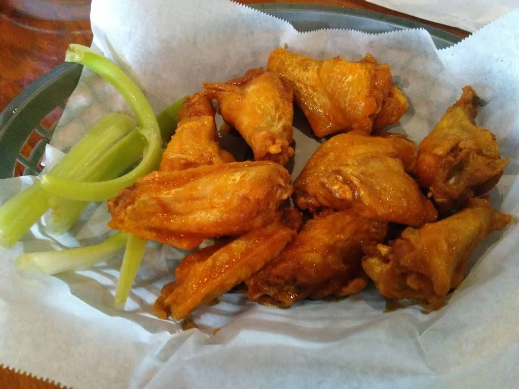 The Dog & Parrot | restaurant | 19703 Gulf Blvd, Indian Shores, FL 33785, USA | 7275933208 OR +1 727-593-3208