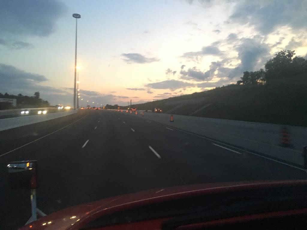 Dukes Dugout & Grill | restaurant | 45 Rogers Dr, Breslau, ON N0B 1M0, Canada | 5192126010 OR +1 519-212-6010