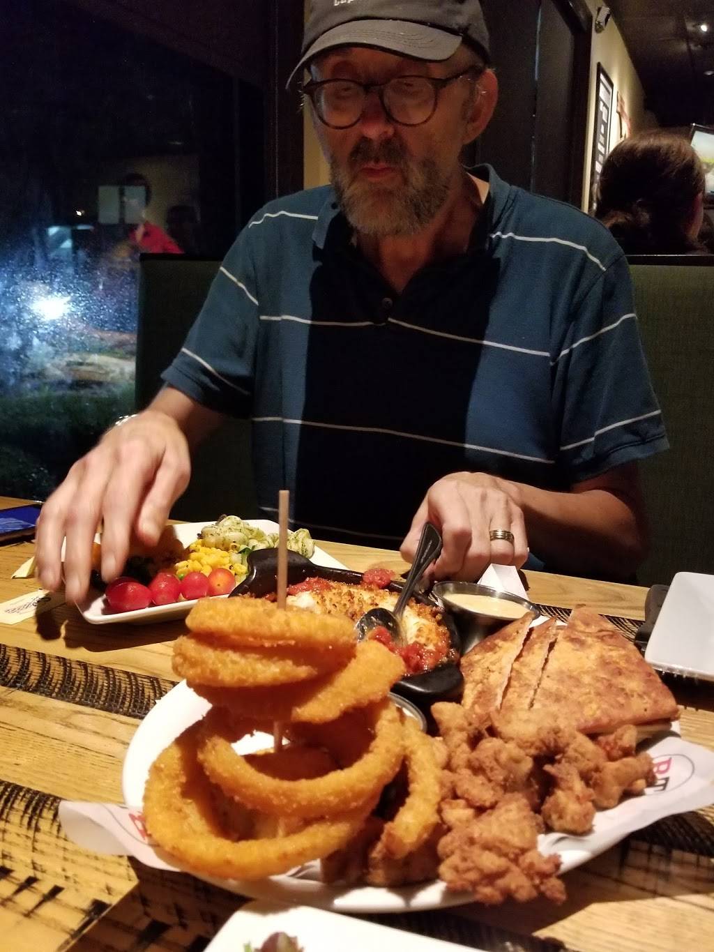 Ruby Tuesday | restaurant | 4784 Windsor Commons Ct, Jacksonville, FL 32224, USA | 9048210394 OR +1 904-821-0394