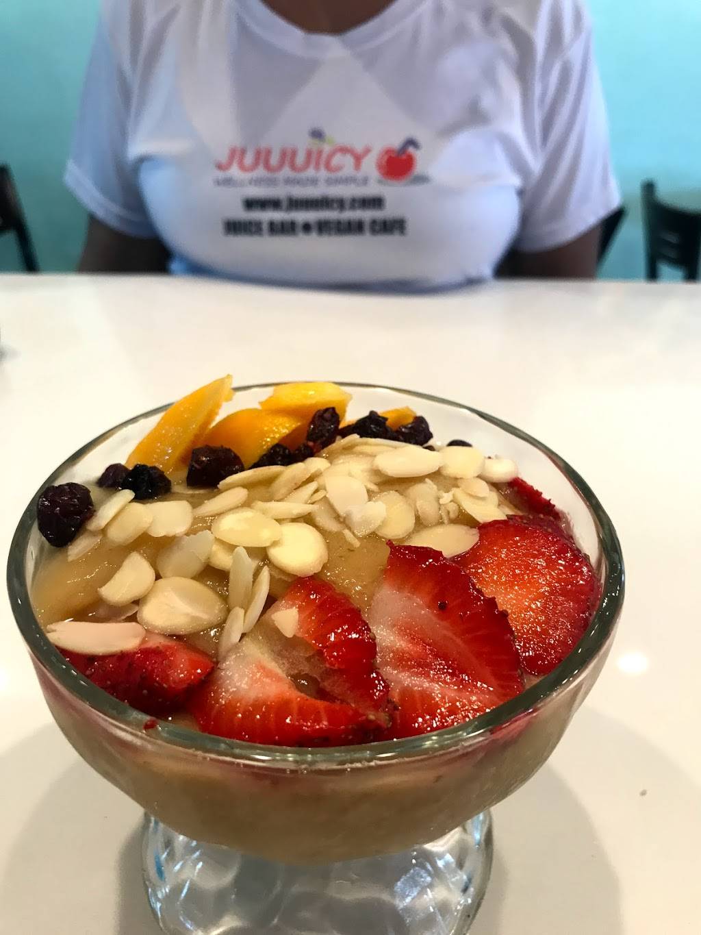 Juuuicys Vegan Restaurant & Juice Bar | restaurant | 540 Northwood Rd, West Palm Beach, FL 33407, USA | 5615084841 OR +1 561-508-4841