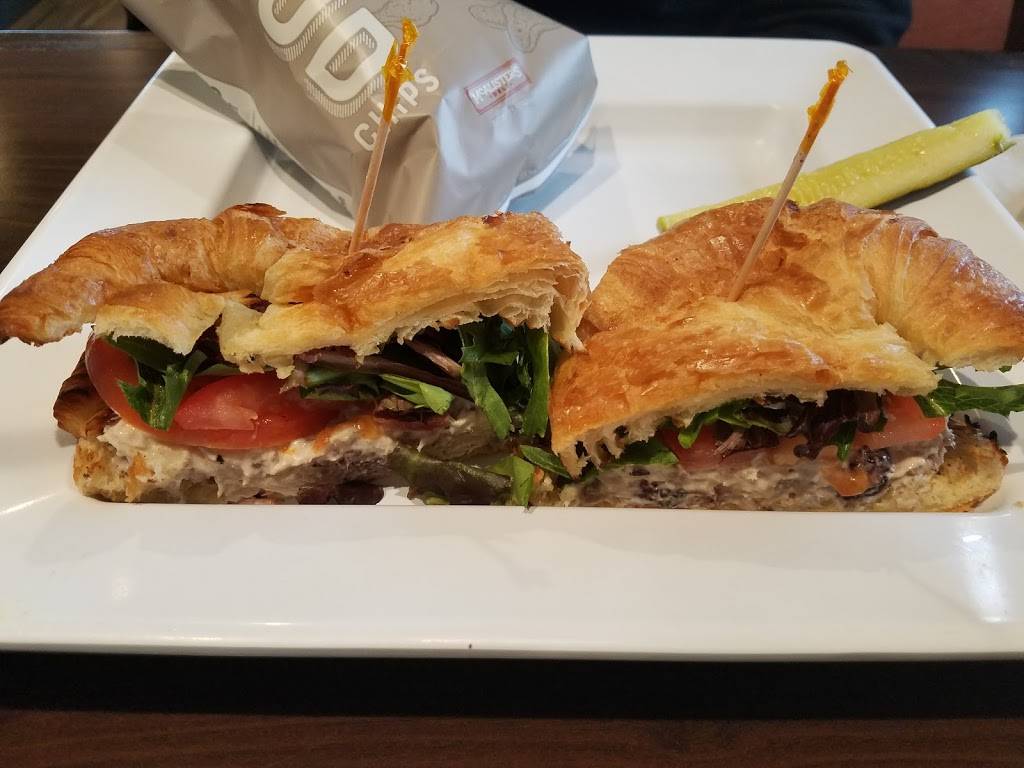 McAlisters Deli | restaurant | 203 Indian Lake Blvd, Hendersonville, TN 37075, USA | 6157573788 OR +1 615-757-3788