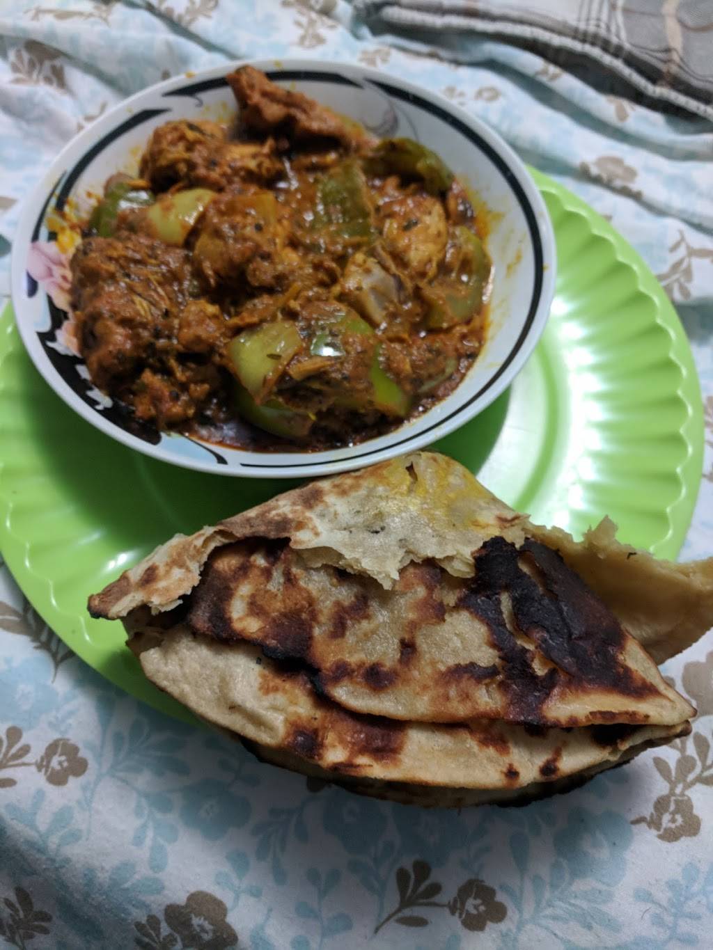 Standard Sweets & Restaurant | restaurant | 200 County Ct Blvd, Brampton, ON L6W 4K7, Canada | 9054500306 OR +1 905-450-0306