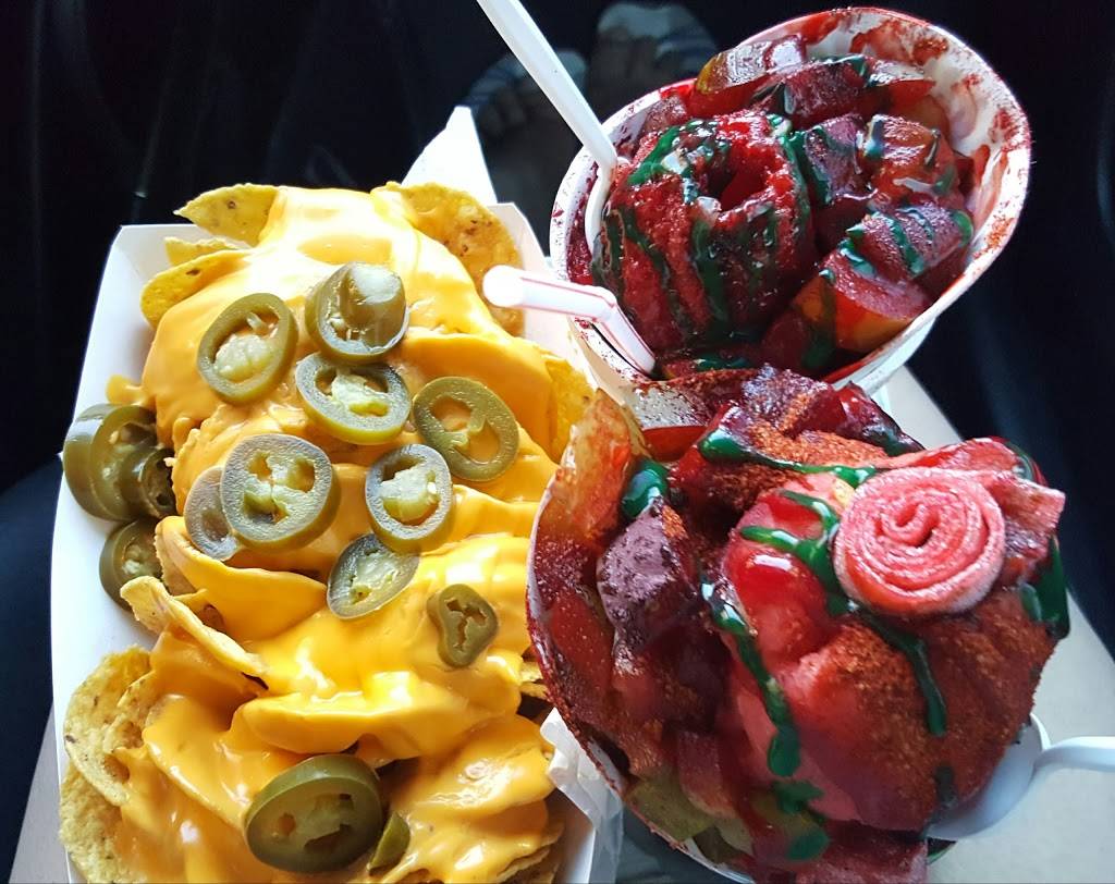 Big Daddys Eats And Treats | restaurant | 228 E Cevallos St, San Antonio, TX 78204, USA | 2127242936 OR +1 212-724-2936