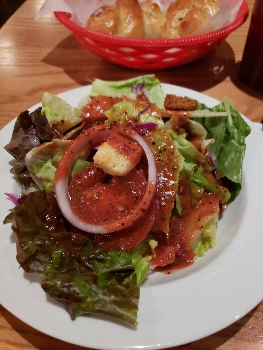 Luigis Italian Cafe | restaurant | 1615 State Hwy 50, Commerce, TX 75428, USA | 9038862000 OR +1 903-886-2000