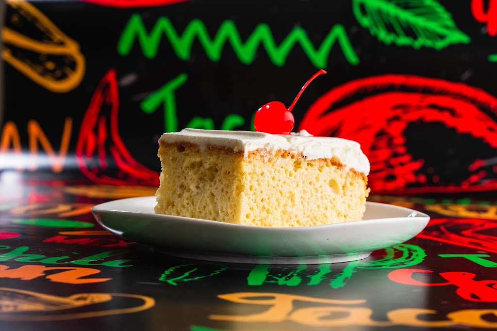 El Chapulin Mexican Restaurant | restaurant | 8901 West Chester Pike, Upper Darby, PA 19082, USA | 4844526171 OR +1 484-452-6171