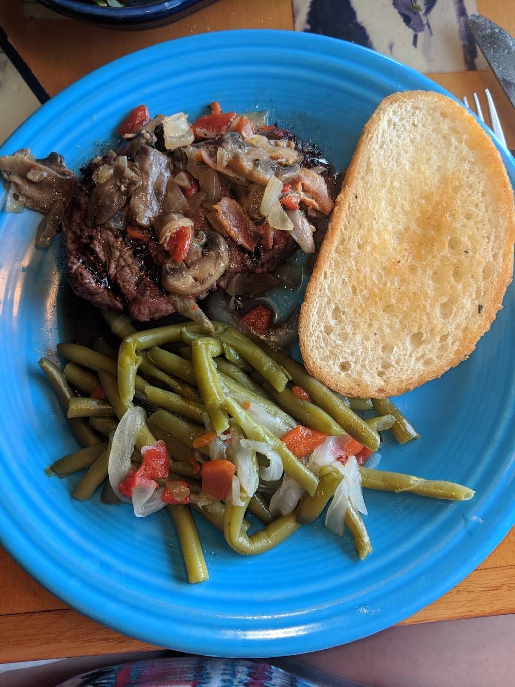 Marks Landing | restaurant | 33220 Charlton Dr, Lisbon, OH 44432, USA | 3302229507 OR +1 330-222-9507