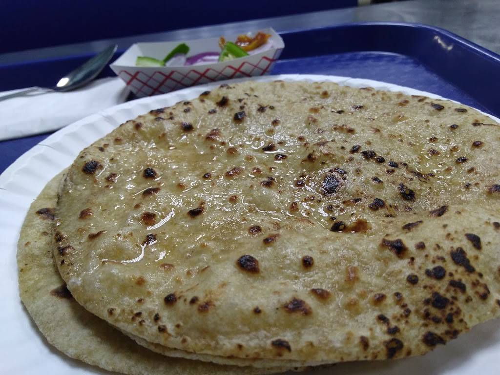 Mitran da dhaba | restaurant | 4605 S Harding St, Indianapolis, IN 46217, United States | 3177863183 OR +1 317-786-3183