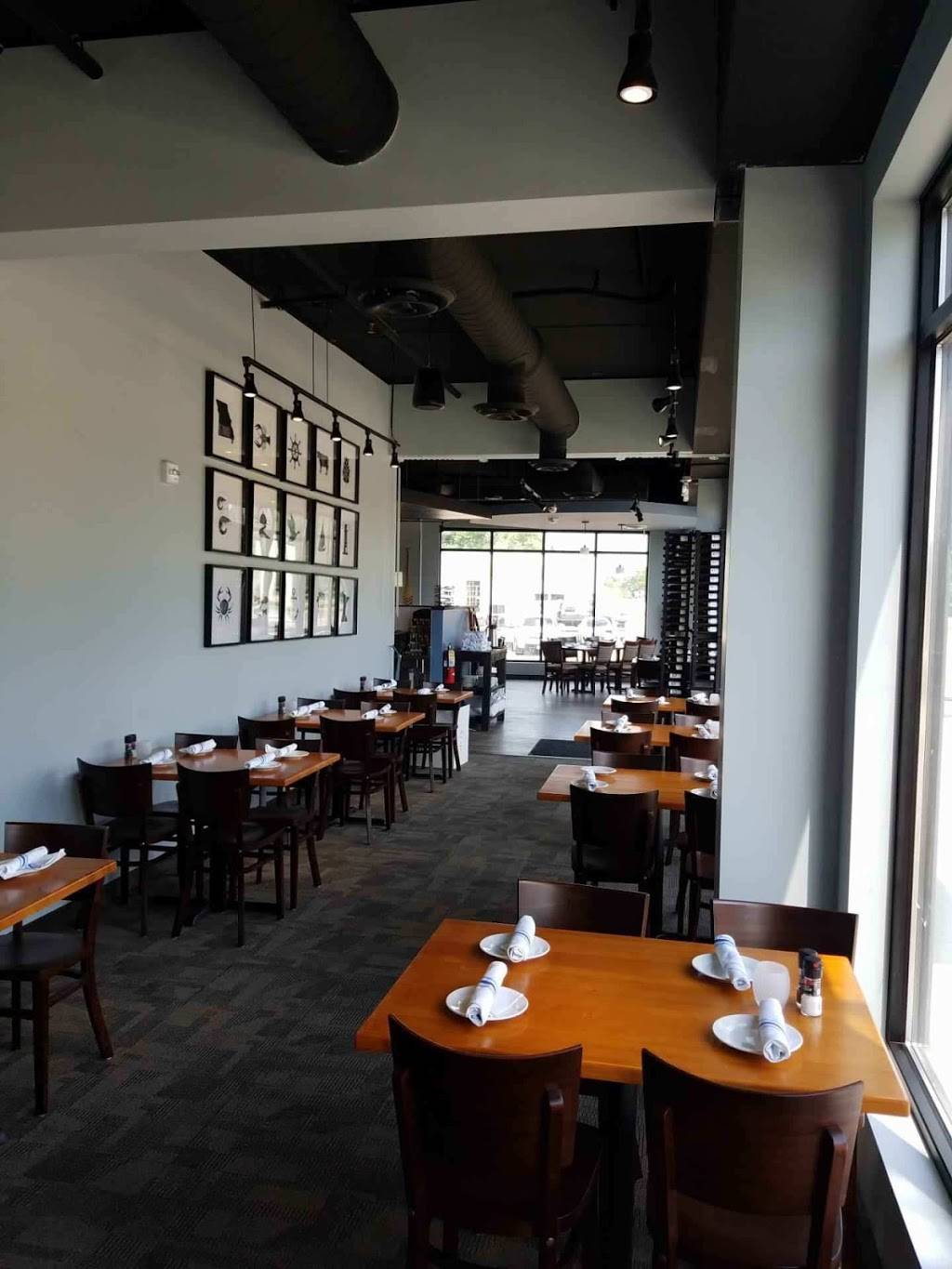 Mallards Restaurant | restaurant | 220 Lake St N, Forest Lake, MN 55025, USA | 6512725152 OR +1 651-272-5152