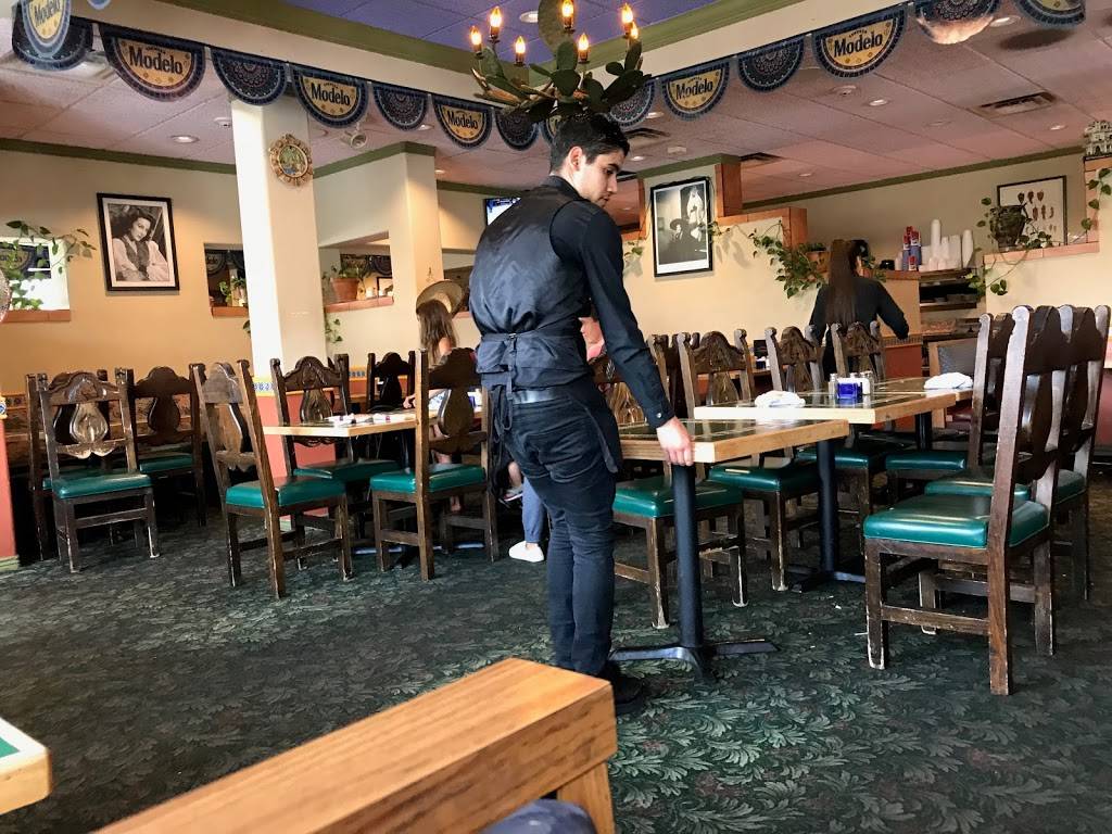 El Tapatio | restaurant | 714 Golden Ridge Rd, Golden, CO 80401, USA | 3032797565 OR +1 303-279-7565