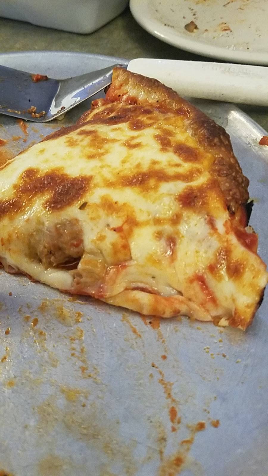 Carbones Pizzeria | restaurant | 1665 Yankee Doodle Rd, Eagan, MN 55121, USA | 6514526000 OR +1 651-452-6000