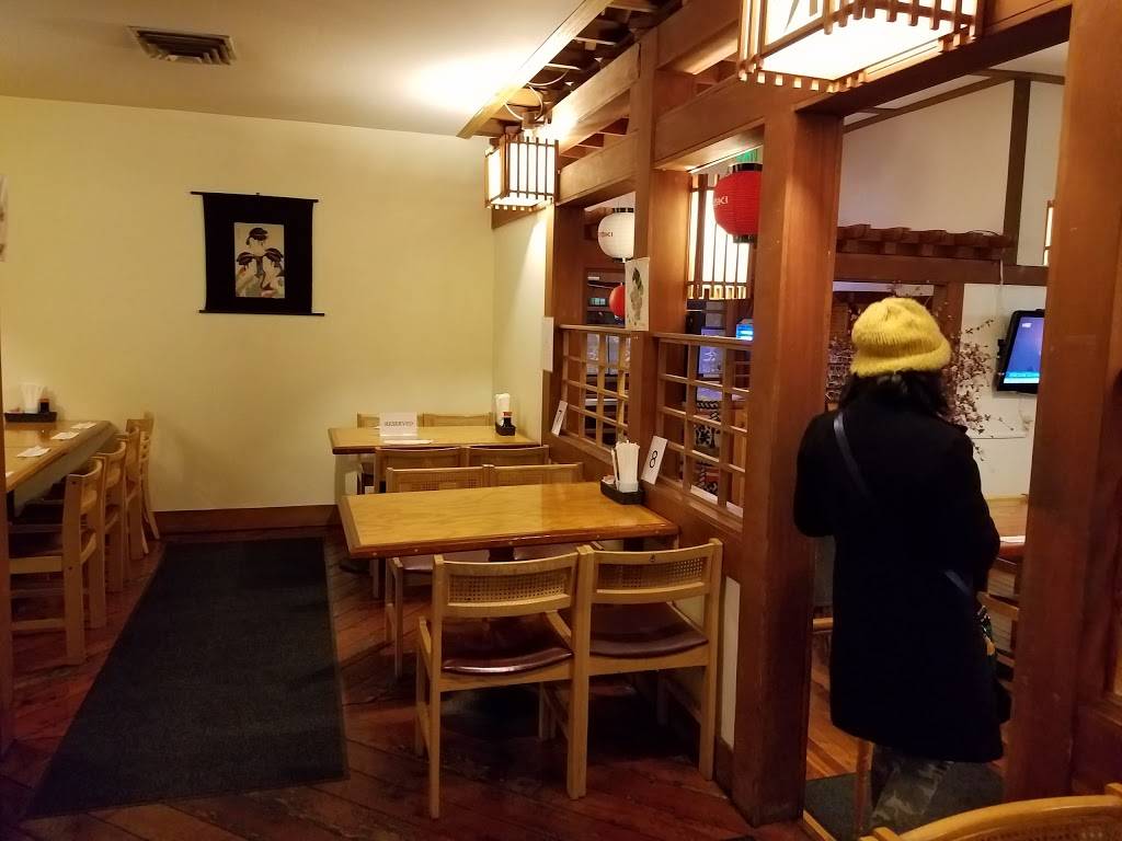 Sapporo Restaurant | restaurant | 22507 Main St, Hayward, CA 94541, USA | 5107271568 OR +1 510-727-1568