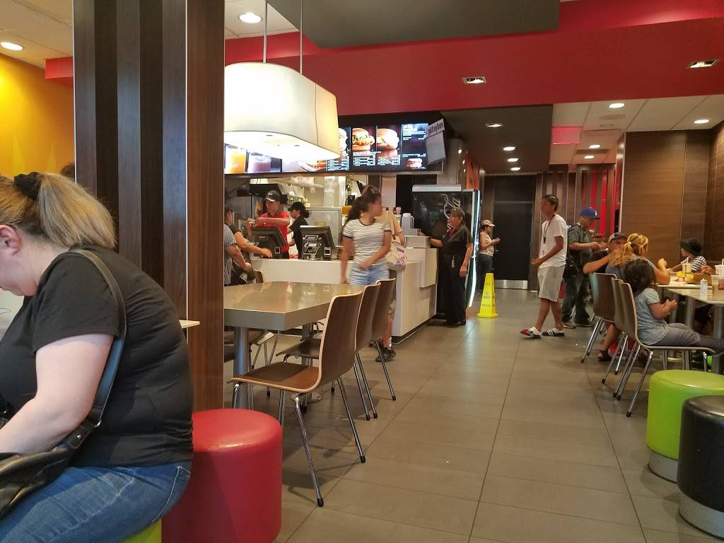 McDonalds | cafe | 40-12 National St, Corona, NY 11368, USA | 7186720369 OR +1 718-672-0369