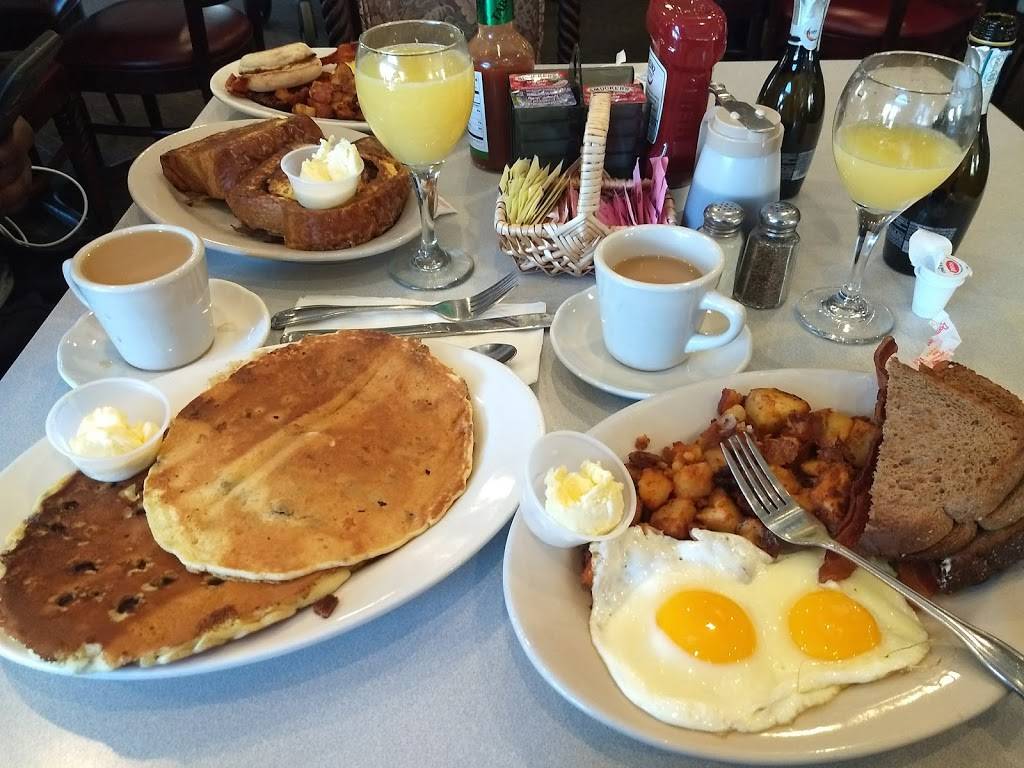 Stephen Anthonys Restaurant | restaurant | 999 Boston Post Rd E, Marlborough, MA 01752, USA | 5084609618 OR +1 508-460-9618