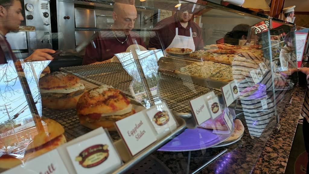 La Focaccia | restaurant | 64 Broadhollow Rd, Melville, NY 11747, USA | 6313855000 OR +1 631-385-5000