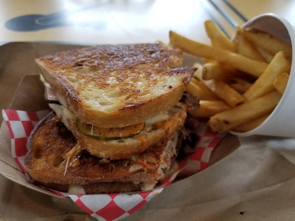 American Meltdown | restaurant | 6910 Fayetteville Rd, Durham, NC 27713, USA | 9194736358 OR +1 919-473-6358