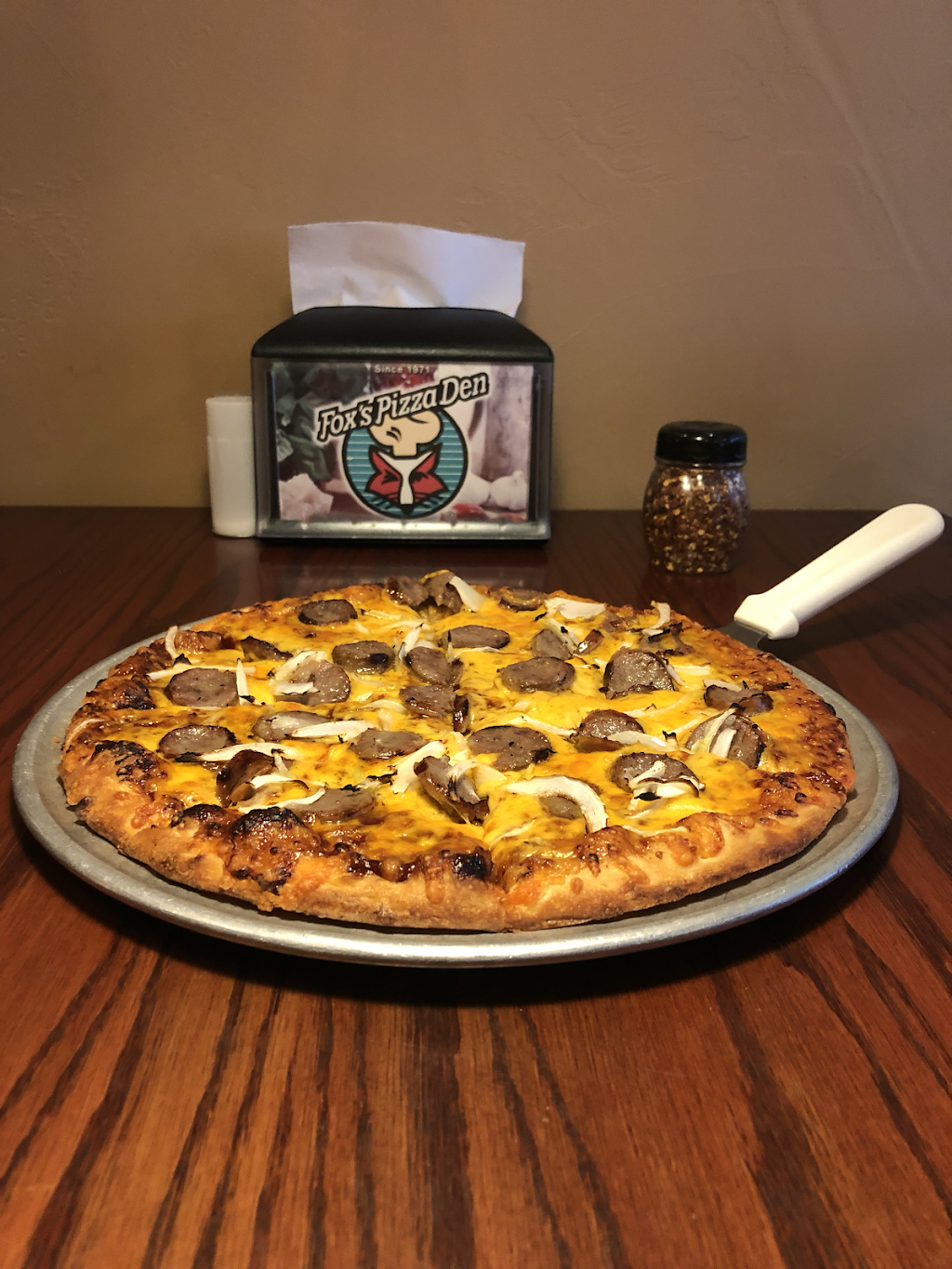 Foxs Pizza Den | restaurant | 119 High St, Wrightstown, WI 54180, USA | 9205320866 OR +1 920-532-0866