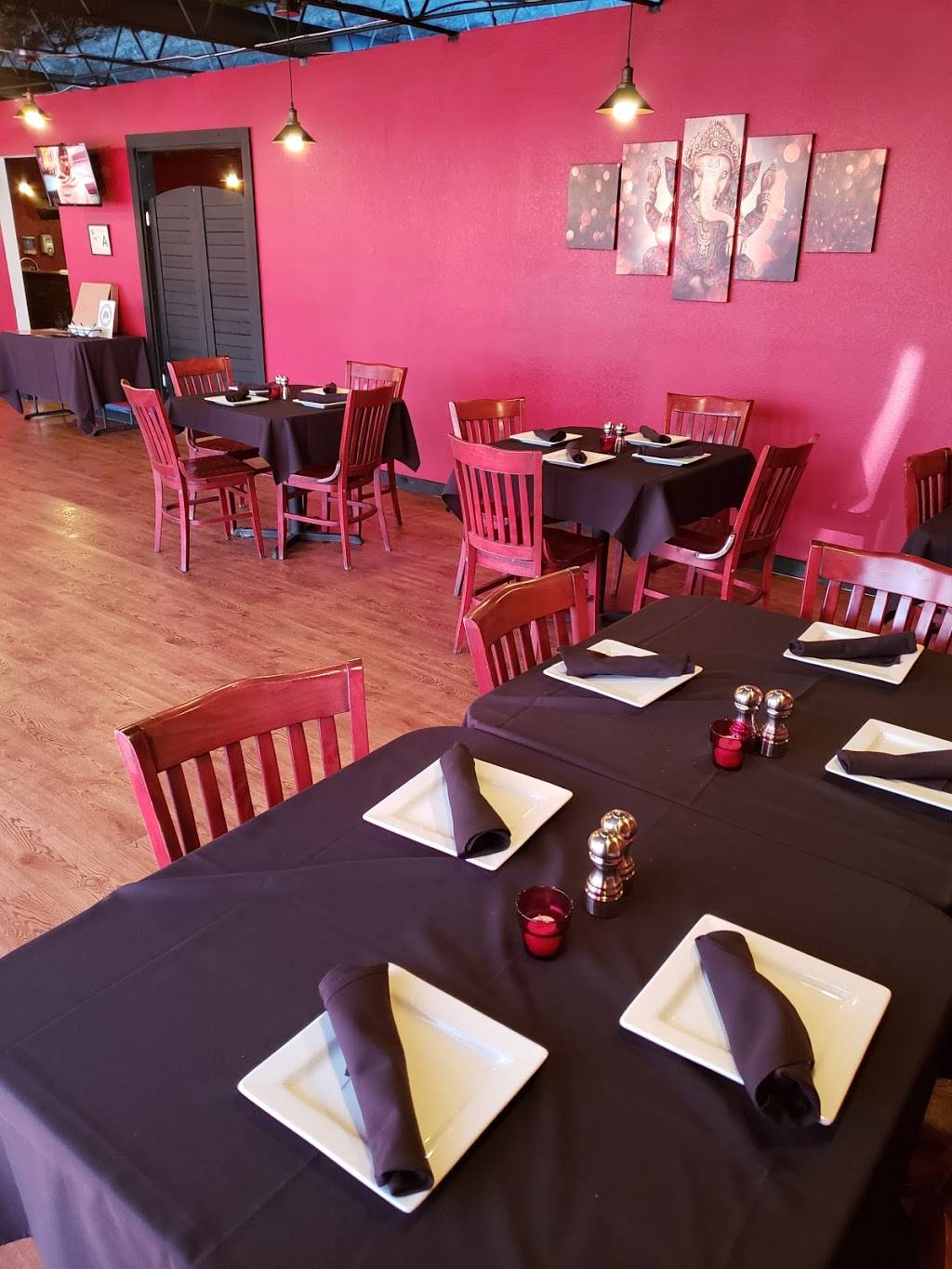 India In A Box | restaurant | 1921 E Broadway St, Pearland, TX 77581, USA | 2812726923 OR +1 281-272-6923