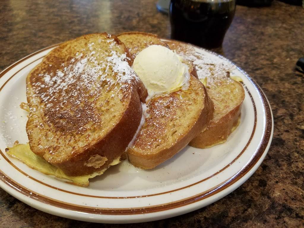 Brigs at the Village Restaurant | restaurant | 1040 Tryon Village Dr, Cary, NC 27518, USA | 9198592151 OR +1 919-859-2151