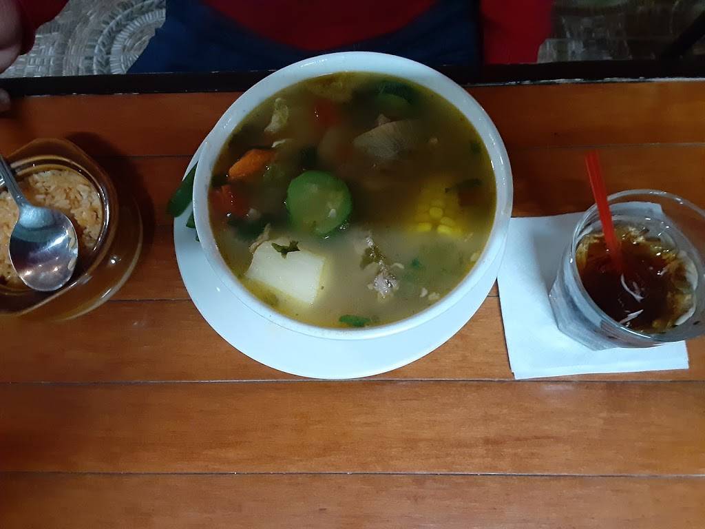 Señora Lola Taquería | restaurant | 3901 Mt Vernon Ave, Alexandria, VA 22305, USA | 5713127214 OR +1 571-312-7214