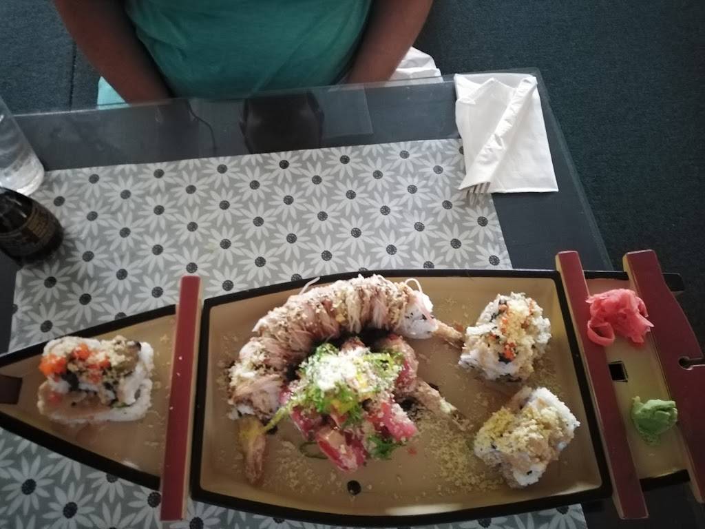 Asian invasion | restaurant | 227 E Main St, Tavares, FL 32778, USA | 3525089980 OR +1 352-508-9980