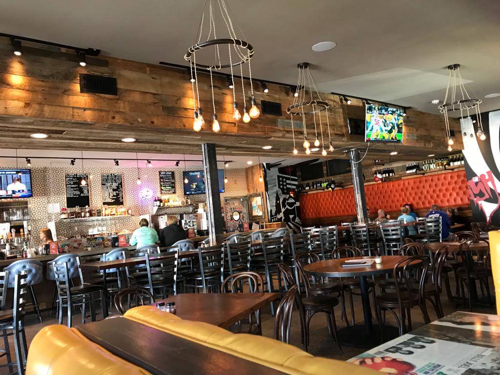 The 450 Pizza Joint | restaurant | 2213-B Middle St, Sullivans Island, SC 29482, USA | 8437894107 OR +1 843-789-4107