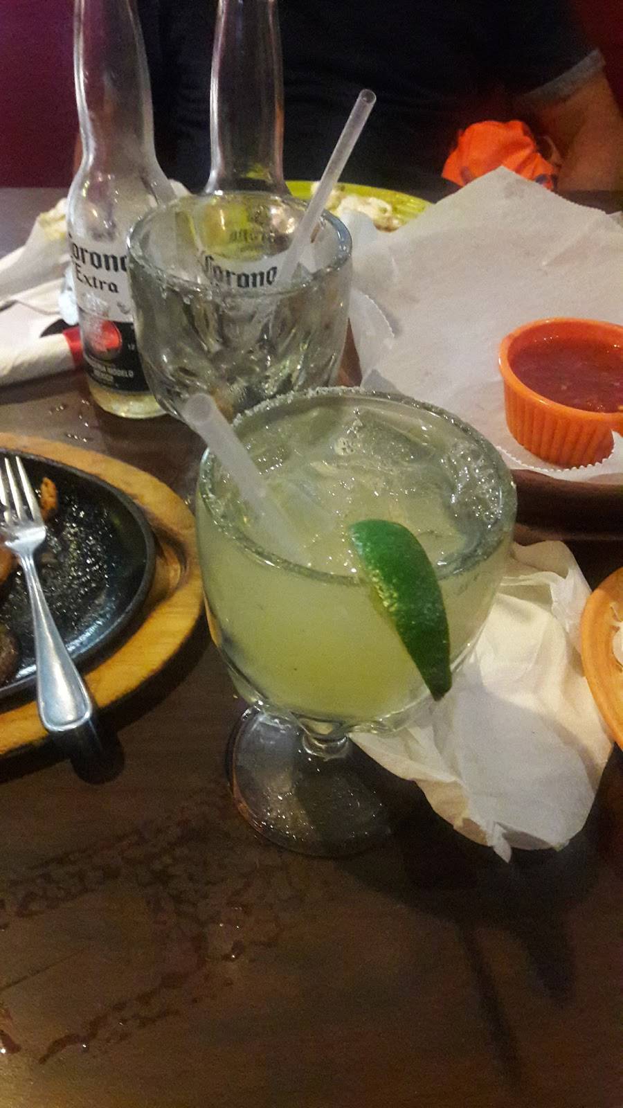 El Potro Mexican Restaurant | restaurant | 1553 3rd St N, Jacksonville Beach, FL 32250, USA | 9042416910 OR +1 904-241-6910