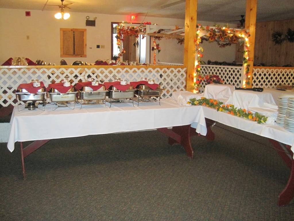 Dairy Center Motel & Restaurant | restaurant | 2445 Sampsonville Rd, Enosburg Falls, VT 05450, USA | 8029332030 OR +1 802-933-2030