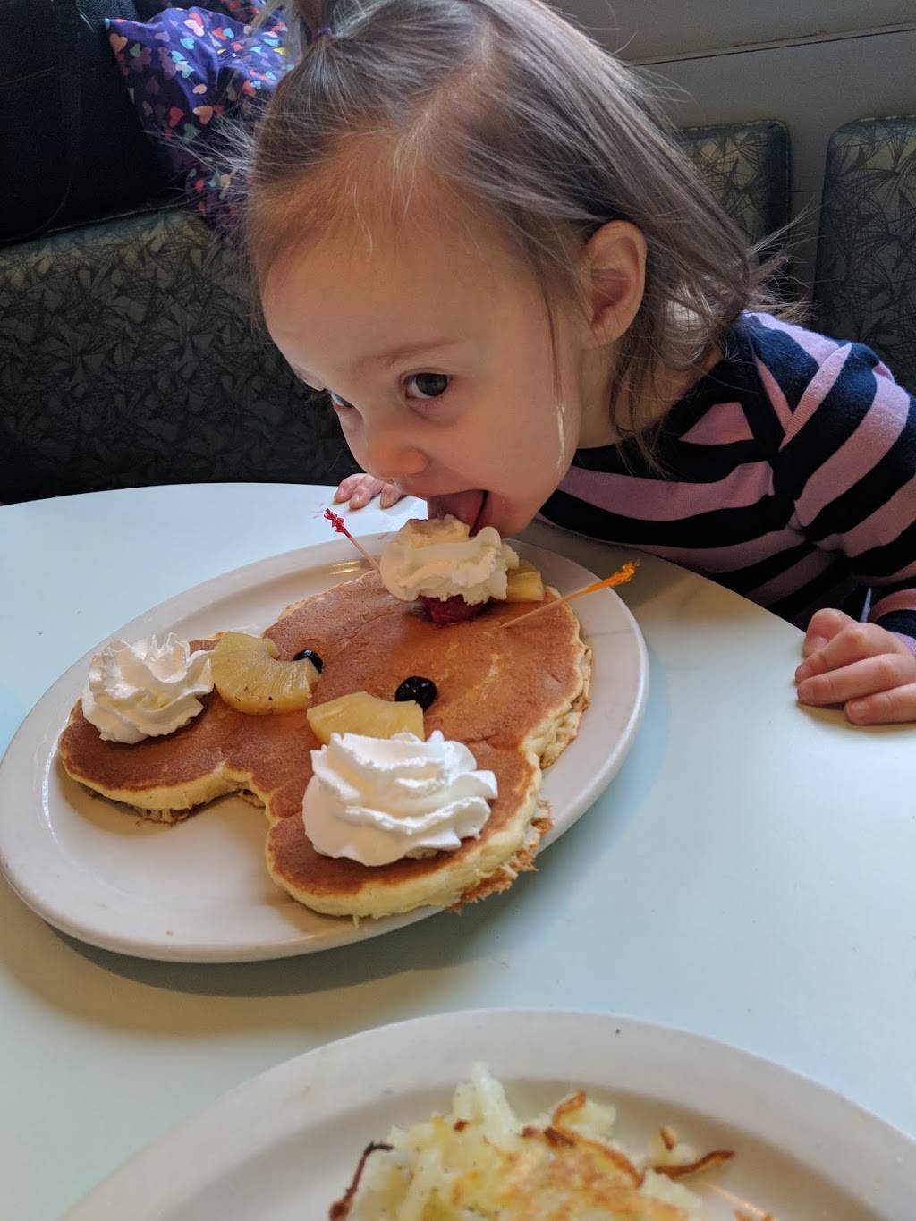 Grandma Sallys Family Restaurant | restaurant | 7301 W North Ave, River Forest, IL 60305, USA | 7087712047 OR +1 708-771-2047