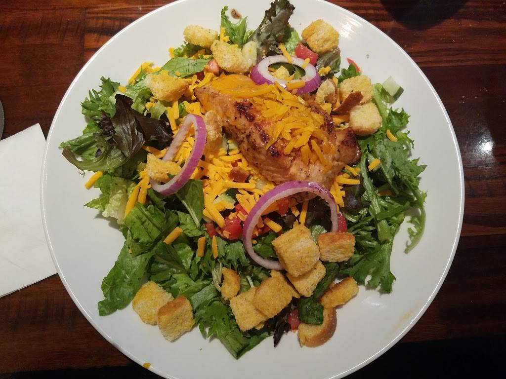 LongHorn Steakhouse | meal takeaway | 8471 Hospital Dr, Douglasville, GA 30134, USA | 7709427795 OR +1 770-942-7795