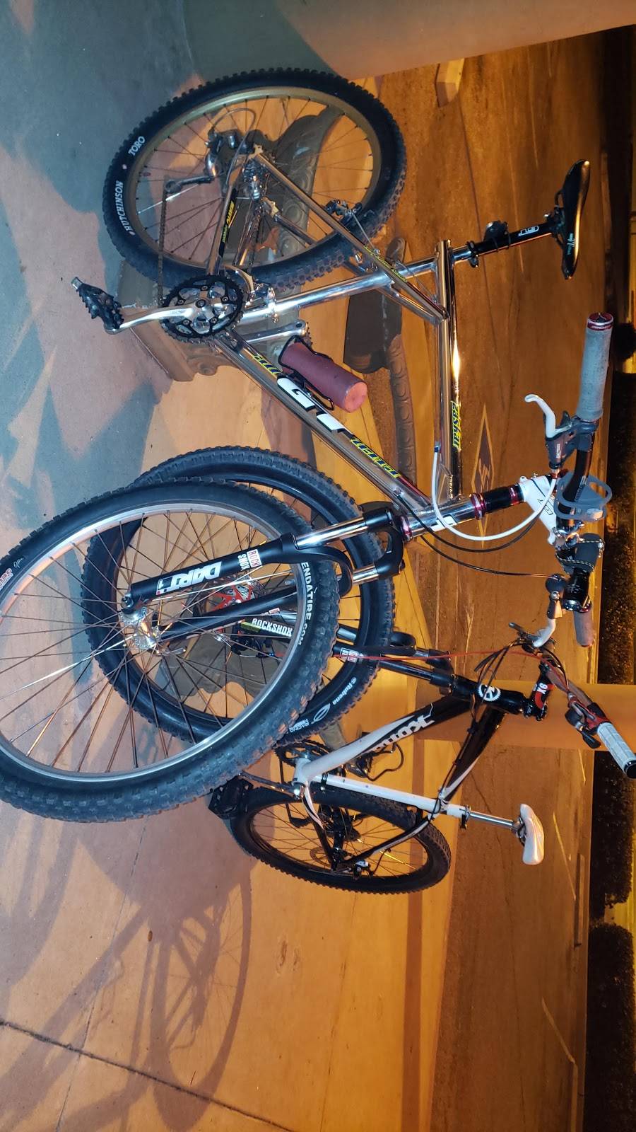 Jack in the Box | restaurant | 3653 E Highland Ave, Highland, CA 92346, USA | 9098640466 OR +1 909-864-0466