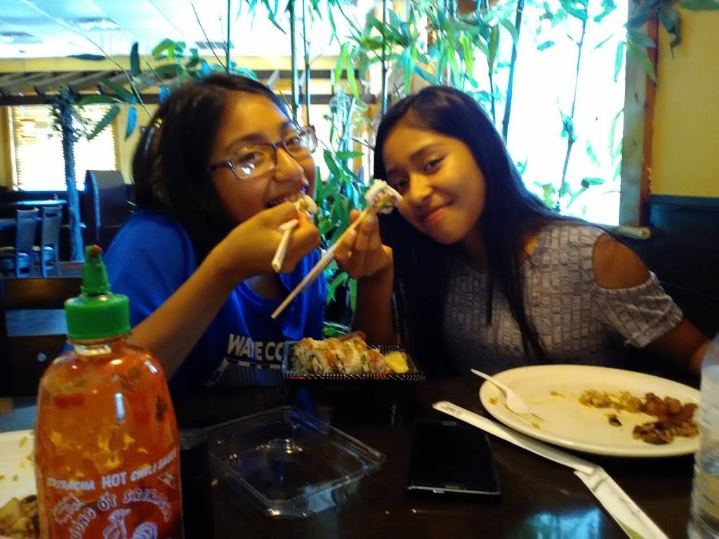 Kobe Japanese Steak House | restaurant | 967 S 1st St, Jesup, GA 31545, USA | 9125881818 OR +1 912-588-1818